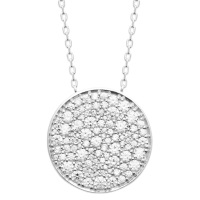 Collier en argent 925/000 rhodié finissant par un pendentif rond pavé d'oxydes de zirconium. Fermoir mousqueton avec anneaux de rappel à 40, 42 et 45 cm.