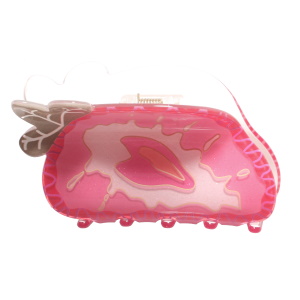 Pince crabe pour cheveux en forme de fraise.