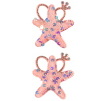 Lot de deux barrettes fantaisie pour enfants en forme d'étoile en textile velours et d'un cœur avec couronne en suédine et strass.