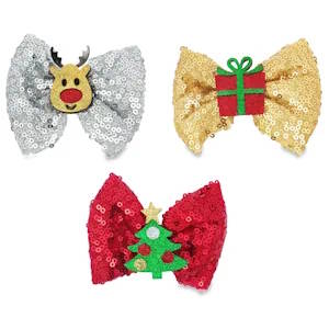 Barrette pince pour cheveux, 3 modèles différents. Une barrette festive qui capture l'esprit de Noël avec son nœud rouge scintillant orné d'un sapin décoré. Une barrette représentant un renne orné de paillettes argentées, elle ajoutera une touche de brillance à vos tenues de Noël. Un nœud à paillettes dorées surmonté d'un motif de cadeau rouge et vert étincelant, capturant l'esprit de Noël. Vendu à l'unité. Votre préférence en commentaire.