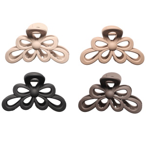Pince crabe pour cheveux en forme de fleur en plastique de couleur. 4 coloris différents. Vendu à l'unité. Votre préférence en commentaire.