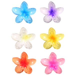 Pince crabe pour cheveux en forme de fleur en plastique multicolore. 6 coloris différents. Vendu à l'unité. Votre préférence en commentaire.