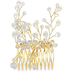 Cet ornement pour cheveux exquis allie délicatesse et éclat. Des cristaux finement disposés forment des motifs floraux et des branches scintillantes, fixés sur un peigne doré. Parfait pour sublimer une coiffure de mariage ou apporter une touche sophistiquée à une tenue de soirée, cet accessoire illumine avec raffinement.