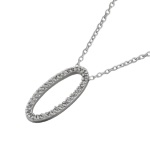 Collier ovale en argent 925/000 rhodié et oxyde de zirconium.