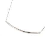 Collier tube en argent 925/000 rhodié.