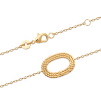 Bracelet composé d'une chaîne et d'un cercle ovale en plaqué or jaune 18 carats. Fermoir mousqueton avec anneaux de rappel à 16 et 18 cm.