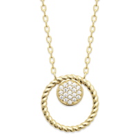 Collier composé d'une chaîne avec un pendentif cercle au contour en relief en plaqué or jaune 18 carats surmonté d'un pavage rond d'oxydes de zirconium blancs. Fermoir mousqueton avec anneaux de rappel à 40, 42 et 45 cm.