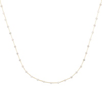 Collier composé d'une chaîne en plaqué or jaune 18 carats et de perles en véritable pierre de labradorite. Fermoir mousqueton avec 5 cm de rallonge.