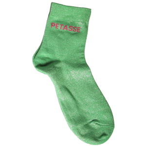 Paire de chaussettes scintillantes avec l'inscription Petasse.