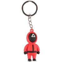Porte-clés avec un personnage de la série Squid Game symbole triangle en silicone.