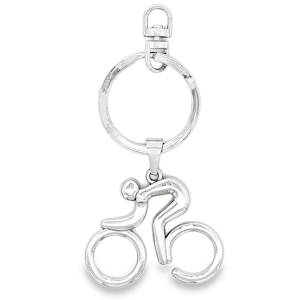 Ce porte-clés élégant et dynamique est l'accessoire parfait pour les passionnés de cyclisme, de vitesse et de design épuré. Le pendentif représente un cycliste en pleine action, adopté dans une position aérodynamique. Les lignes sont fluides et modernes, privilégiant une esthétique minimaliste qui suggère le mouvement.