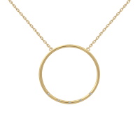 Collier composé d'une chaîne en plaqué or jaune 18 carats et d'un pendentif cercle serti de 5 oxydes de zirconium blancs. Fermoir anneau ressort avec anneaux de rappel à 40, 42 et 45 cm.