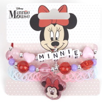 Lot de 3 bracelets élastiques fantaisie pour enfants sur le thème de Minnie Mouse composé d'un bracelet de perles rondes et en forme d'étoile et d'un pendant représentant Minnie Mouse, d'un bracelet de perles rondes et en forme de cœur et des perles cubiques composant le nom de Minnie, ainsi qu'un bracelet emmêlé en silicone. 