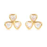 Boucles d'oreilles puces fleur avec pétales en forme de cœur en plaqué or jaune 18 carats serties d'oxydes de zirconium blancs.