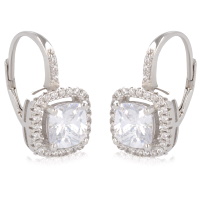 Boucles d'oreilles dormeuses en argent 925/000 rhodié surmontées d'un carré pavé d'oxydes de zirconium blancs et d'un oxyde de zirconium blanc serti 4 griffes.