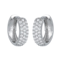 Boucles d'oreilles créoles en argent 925/000 rhodié et pavées en partie d'oxydes de zirconium blancs.