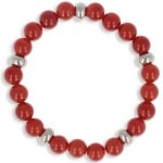 Bracelet boules élastique en acier argenté et perles en agate rouge. L'agate représente l'équilibre et l'harmonie. Elle est symbole de force et de soutien dans les moments difficiles en recentrant les énergies. Pierre d'ancrage à la terre, elle aide à disperser les énergies négatives et confère stabilité et confiance de soi.