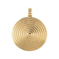 Pendentif rond représentant une spirale en plaqué or jaune 18 carats.