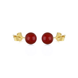 Boucles d'oreilles puces en plaqué or jaune 18 carats surmontées d'une pierre d'agate rouge.
