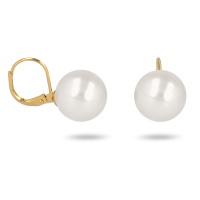 Boucles d'oreilles dormeuses en plaqué or jaune 18 carats surmontées d'une perle de Majorque d'imitation de couleur blanche.