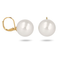 Boucles d'oreilles dormeuses en plaqué or jaune 18 carats surmontées d'une perle d'imitation blanche.