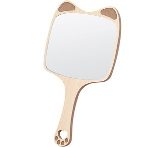 Miroir à main.