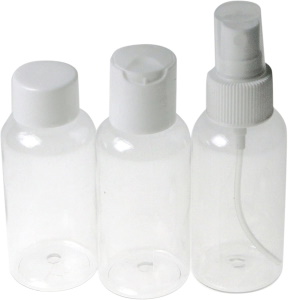 Kit de voyage spécial avion pour bagage à main avec trois flacons de 90 ml (bouchon vissé, spray et distributeur).