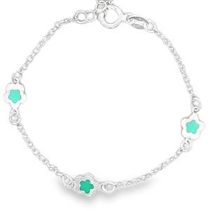 Ce délicat bracelet chaîne en argent 925/000 est orné de fleurs pavées d'émail turquoise bleu-vert, apportant une touche de couleur douce et fraîche. Un bijou raffiné, idéal pour compléter une tenue avec une élégance discrète et un charme intemporel. Fermoir anneau ressort avec 3 cm de rallonge.