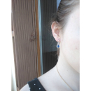 Boucles d'oreilles en argent 925/000 rhodié serties d'oxydes de zirconium blancs et d'une pierre synthétique bleue. Ovale  Adolescent Adulte Femme Fille Indémodable 