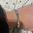 Bracelet jonc rigide en acier argenté et cristaux synthétiques. Jonc Rigide  Adolescent Adulte Femme Fille Indémodable 