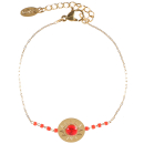 Bracelet composé d'une chaîne en acier doré avec quelques perles cylindriques de couleur rouge et d'une pastille ronde au motif d'étoile en acier doré surmontée d'une pierre de couleur rouge de forme ronde au centre.<br/>Fermoir mousqueton avec 3 cm de rallonge. Etoile Perle Rond  Adolescent Adulte Femme Fille Indémodable Nature 
