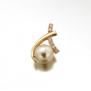 Pendentif en plaqué or, oxyde de zirconium et perle synthétique. Boule Perle  Adolescent Adulte Femme Fille Indémodable 