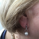 Boucles d'oreilles en argent 925/000 rhodié et perles synthétiques blanches. Boule Goutte Perle  Adolescent Adulte Femme Fille Indémodable 