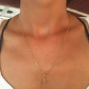 Pendentif plume en plaqué or 18 carats. Plume  Adolescent Adulte Enfant Femme Fille Garçon Indémodable Nature 