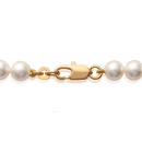 Collier de perles avec fermoir en plaqué or.<br/>Perles d'imitation de Majorque. Boule Perle  Adulte Femme Indémodable Mariage 