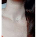 Collier en fil nylon avec fermoir anneau ressort en argent 925/000 rhodié et oxyde de zirconium griffé argent 925/000 rhodié. Carré  Adolescent Adulte Femme Fille Indémodable 