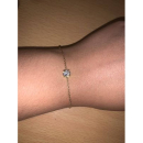 Bracelet en plaqué or 18 carats serti d'un oxyde de zirconium blanc. Carré  Adolescent Adulte Femme Fille Indémodable 