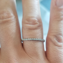 Bague alliance en argent 925/000 rhodié et oxydes de zirconium. Alliance Anneau Rond Strass  Adolescent Adulte Femme Fiançailles Fille Indémodable Mariage 