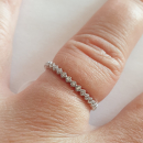 Bague alliance en argent 925/000 rhodié et oxydes de zirconium. Alliance Anneau Rond Strass  Adolescent Adulte Femme Fiançailles Fille Indémodable Mariage 