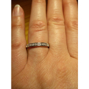 Bague alliance en argent 925/000 rhodié sertie d'oxydes de zirconium blancs carrés. Alliance Anneau Carré  Adolescent Adulte Femme Fille Indémodable 