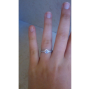Bague en argent 925/000 rhodié pavée d'oxydes de zirconium blancs. Alliance Anneau Carré Strass  Adolescent Adulte Femme Fille Indémodable 