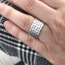 Bague en argent 925/000 rhodié et oxydes de zirconium. Carré Rond  Adolescent Adulte Femme Fille Indémodable 
