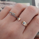 Bague en plaqué or et turquoise synthétique. Anneau  Adolescent Adulte Femme Fille Indémodable 