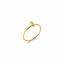 Bague en plaqué or jaune 18 carats surmontée d'une pierre sertie clos de forme ovale de couleur verte. Ovale  Adolescent Adulte Femme Fille Indémodable 